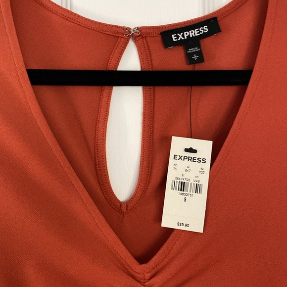 Express Top - Picture 3 of 4